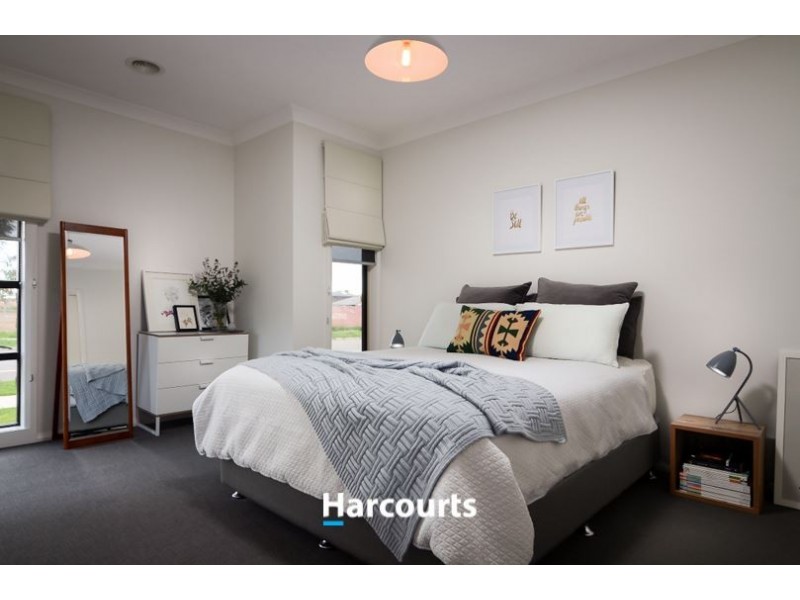 59 Burford Way, Cranbourne North VIC 3977