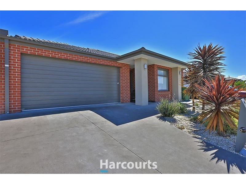 46 Inspiration Cct, Pakenham VIC 3810