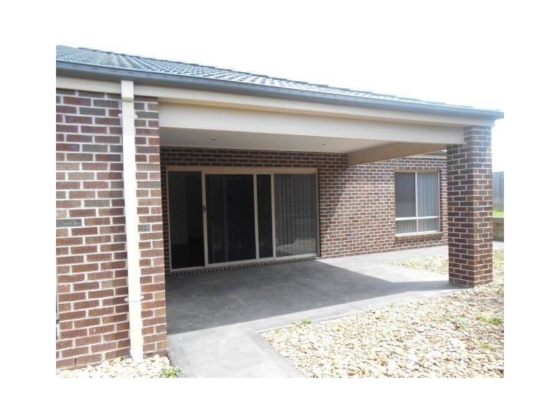 20 Sagan Drive, Cranbourne North VIC 3977