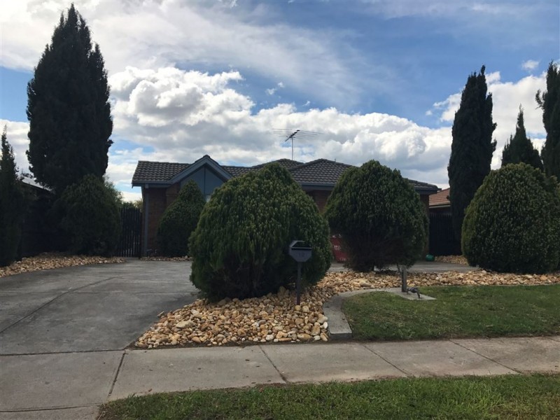 19 England Walk, Narre Warren South VIC 3805