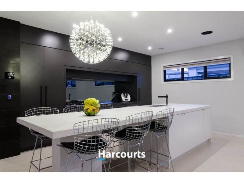 30 Salerno Way, Clyde North VIC 3978