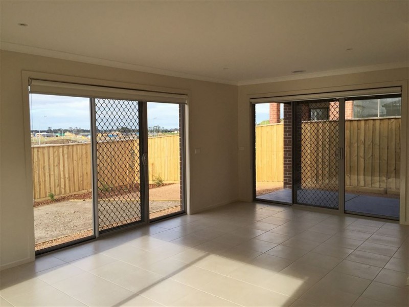 5 Hackberry Place, Berwick VIC 3806