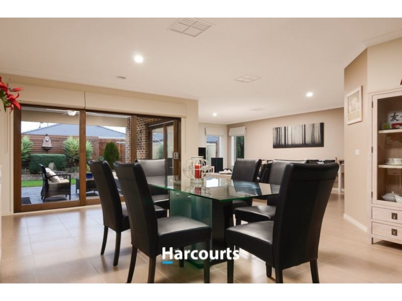 47 Charlbury Crescent, Cranbourne North VIC 3977