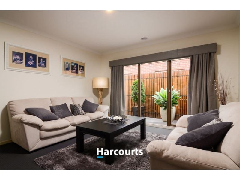 47 Charlbury Crescent, Cranbourne North VIC 3977