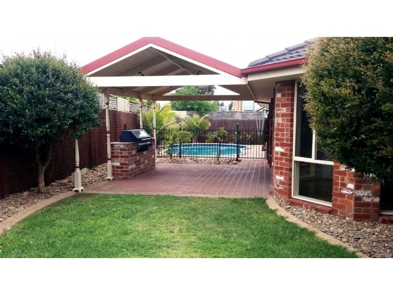 11 Padstow Court, Narre Warren South VIC 3805