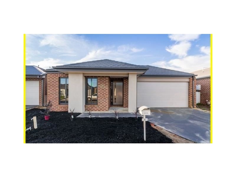 5 Stark Circuit, Cranbourne East VIC 3977