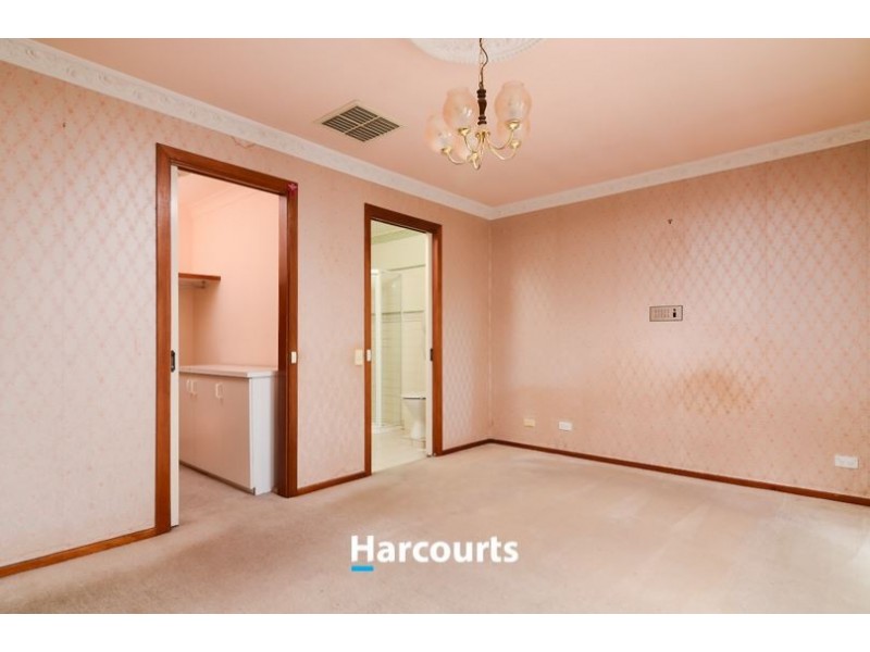 3 Melliodora Court, Endeavour Hills VIC 3802