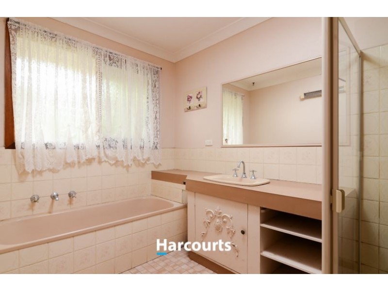 3 Melliodora Court, Endeavour Hills VIC 3802