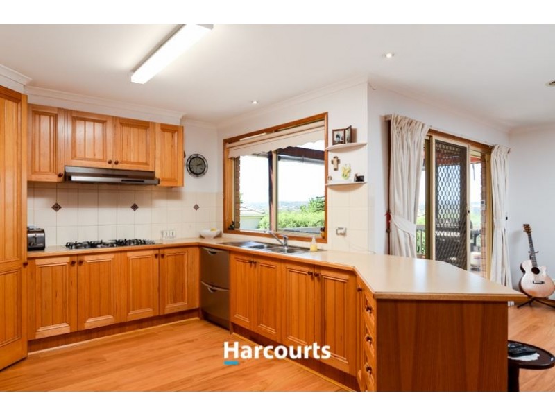 10 Eastern Park Square, Narre Warren South VIC 3805
