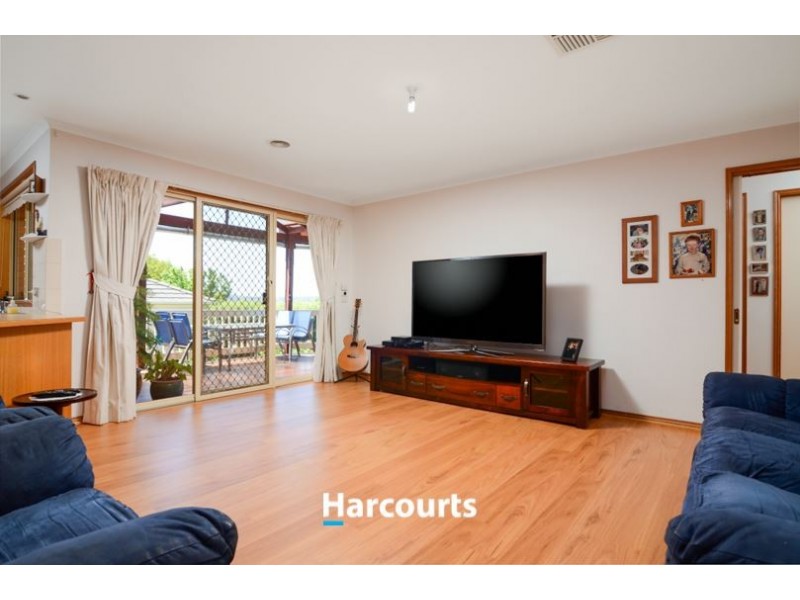10 Eastern Park Square, Narre Warren South VIC 3805