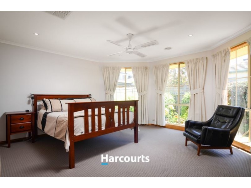 10 Eastern Park Square, Narre Warren South VIC 3805