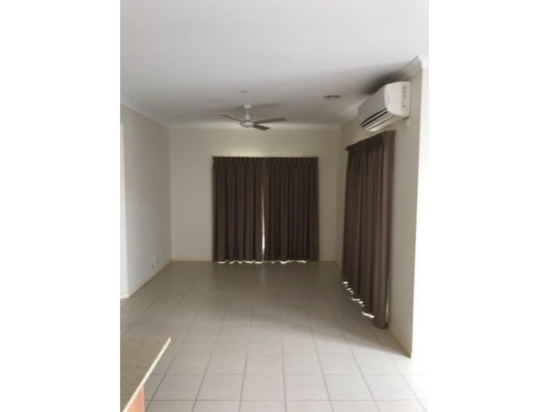 11 Hickory Drive, Narre Warren South VIC 3805