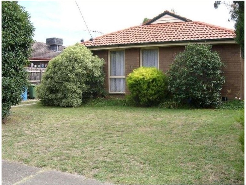 11 Ruffy Drive, Cranbourne VIC 3977