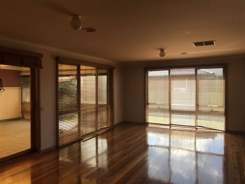 12 Badger Court, Narre Warren VIC 3805