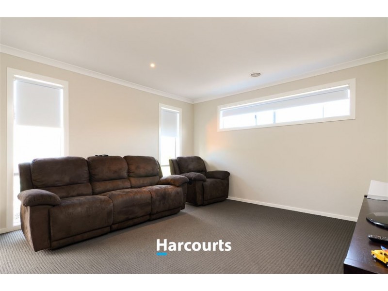 62 Fairhaven Blvd, Cranbourne West VIC 3977