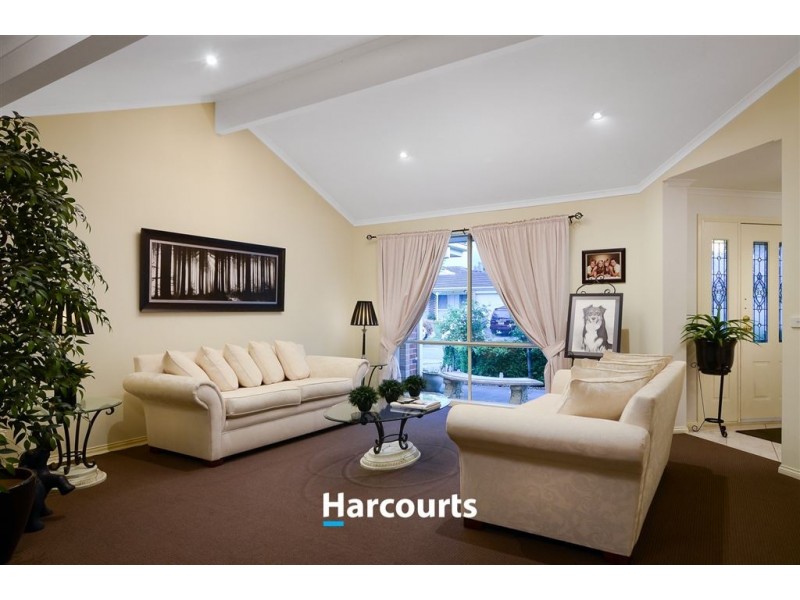 10 Somerset Court, Narre Warren South VIC 3805