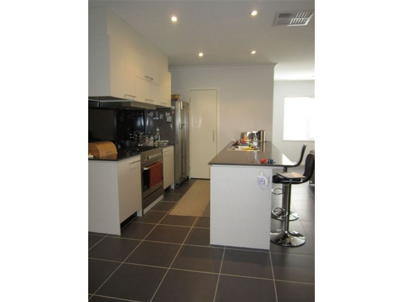 61 Sabel Drive, Cranbourne North VIC 3977