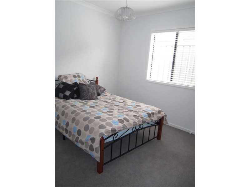 61 Sabel Drive, Cranbourne North VIC 3977