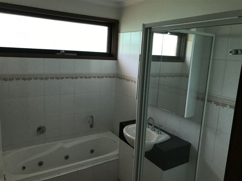 7 Wanda Court, Hallam VIC 3803