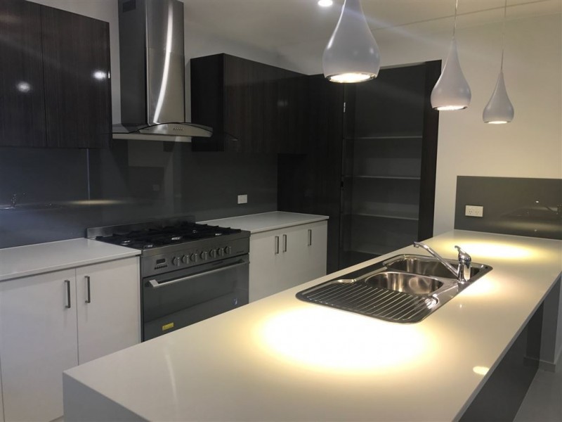 15 Leyland Drive, Narre Warren South VIC 3805