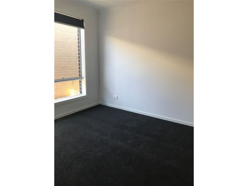 15 Leyland Drive, Narre Warren South VIC 3805