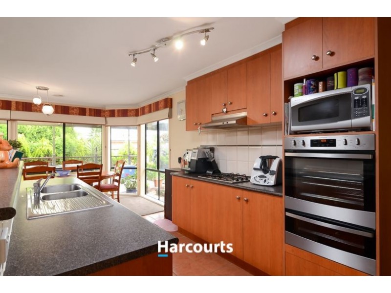 130 The Promenade, Narre Warren South VIC 3805