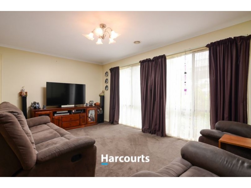 130 The Promenade, Narre Warren South VIC 3805