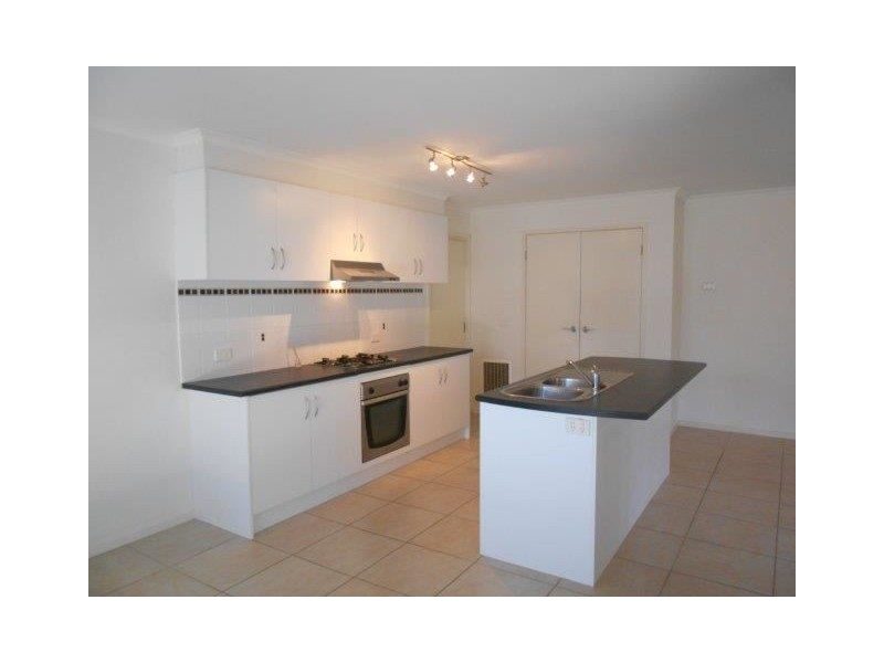 29 Springhill Drive, Cranbourne VIC 3977