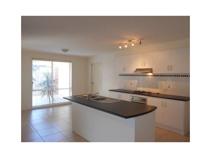 29 Springhill Drive, Cranbourne VIC 3977