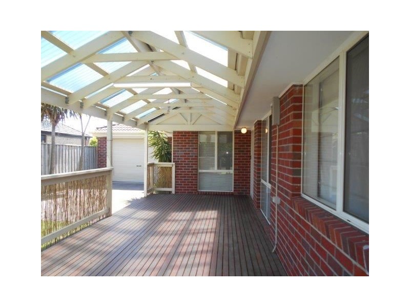 29 Springhill Drive, Cranbourne VIC 3977