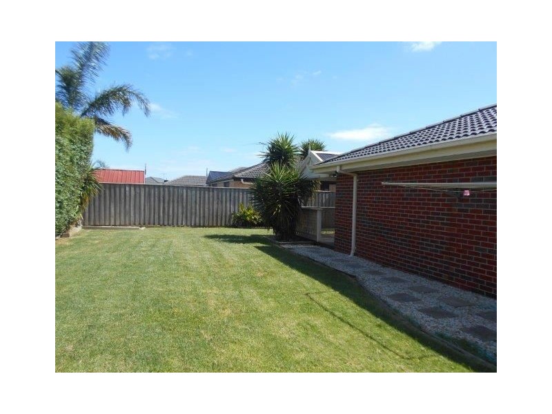 29 Springhill Drive, Cranbourne VIC 3977