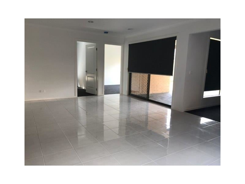 8 Leveret Way, Narre Warren South VIC 3805