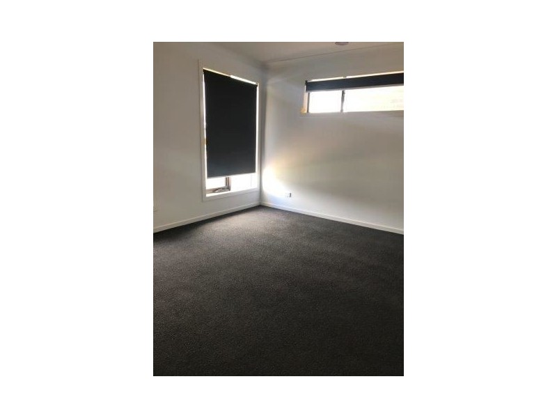 8 Leveret Way, Narre Warren South VIC 3805