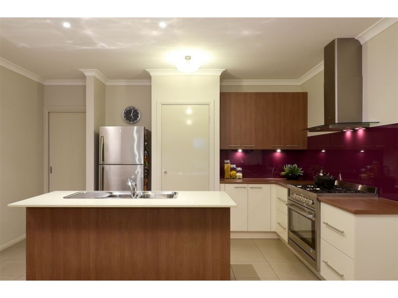 66 Alisma Boulevard, Cranbourne North VIC 3977