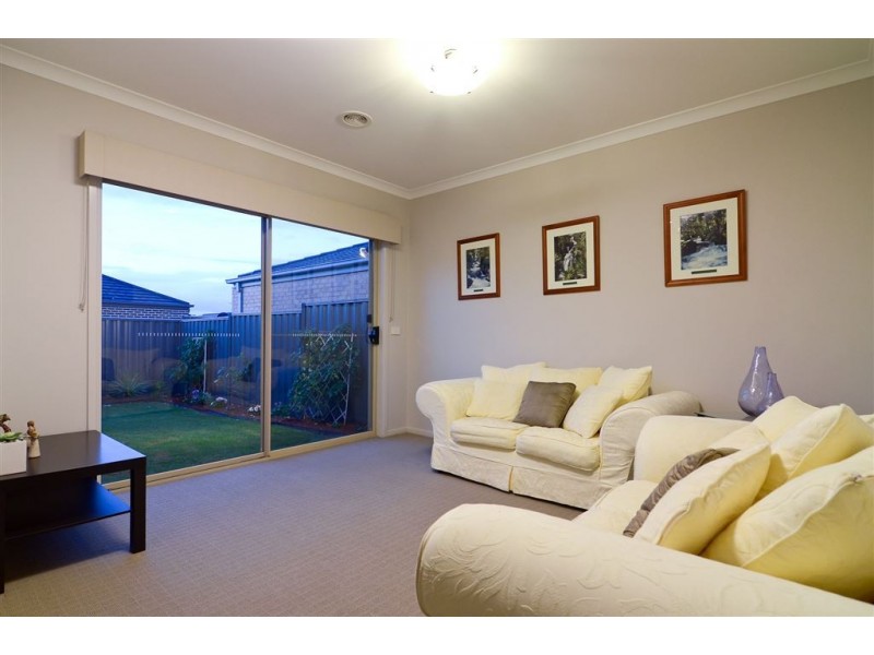 66 Alisma Boulevard, Cranbourne North VIC 3977