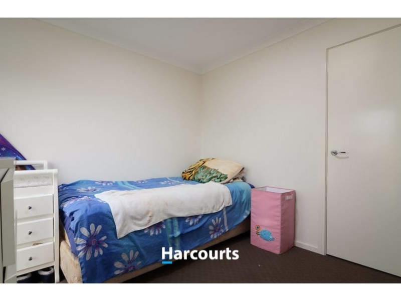 10 Hawkshead Place, Cranbourne North VIC 3977