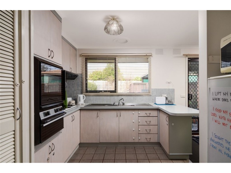 2 Phillip Court, Cranbourne VIC 3977