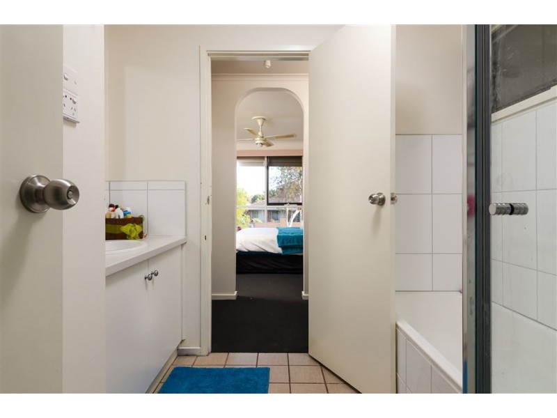 2 Phillip Court, Cranbourne VIC 3977