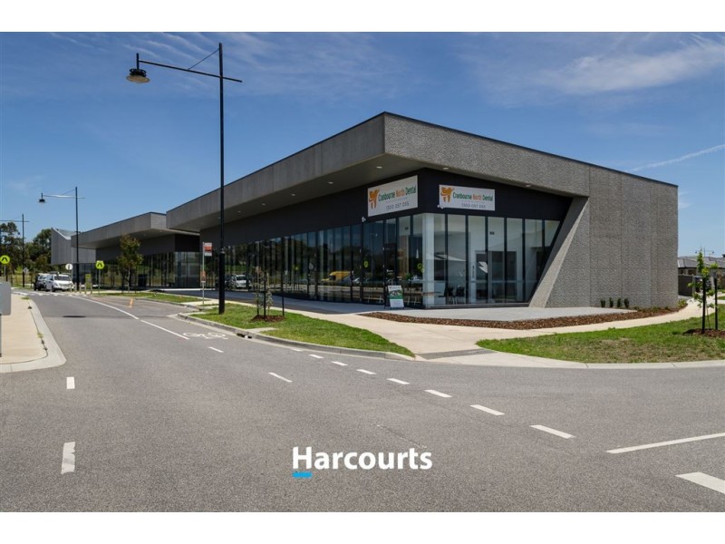 4 Woodstock Drive, Cranbourne North VIC 3977