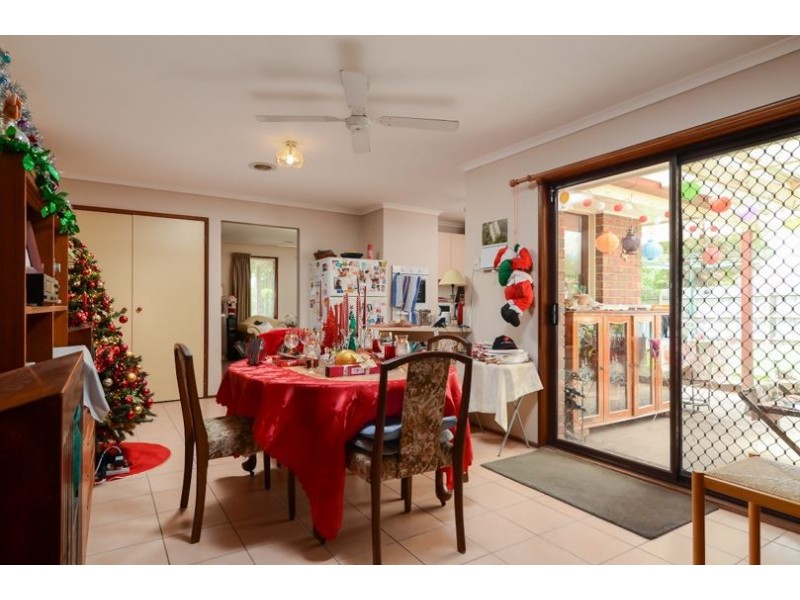 1 Catherine Edeys Place, Hampton Park VIC 3976