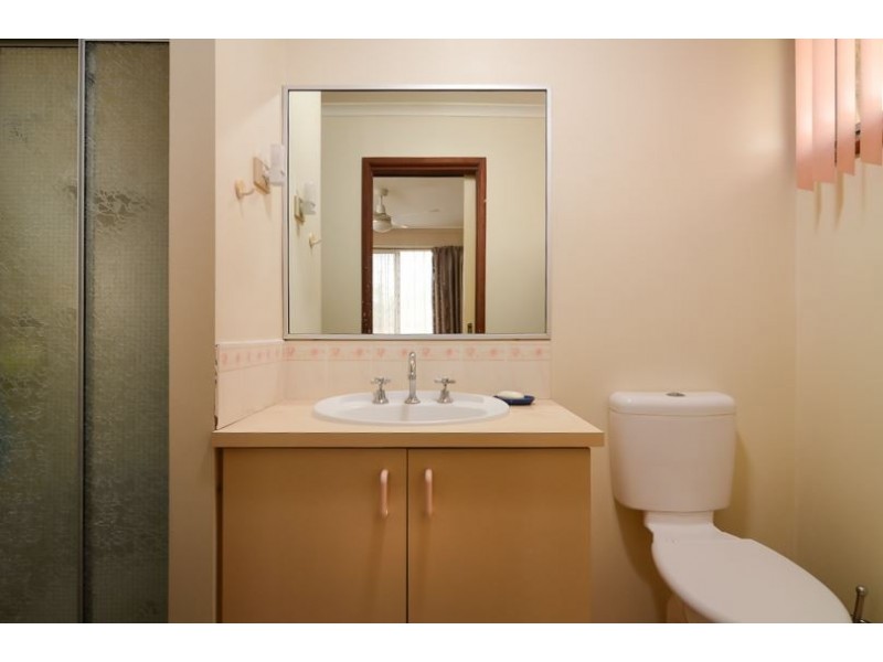 1 Catherine Edeys Place, Hampton Park VIC 3976