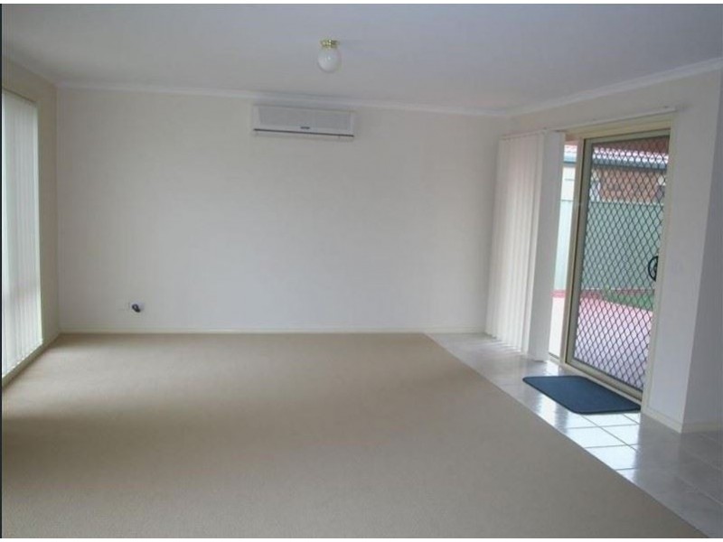 45 Briarcrest Drive, Cranbourne East VIC 3977