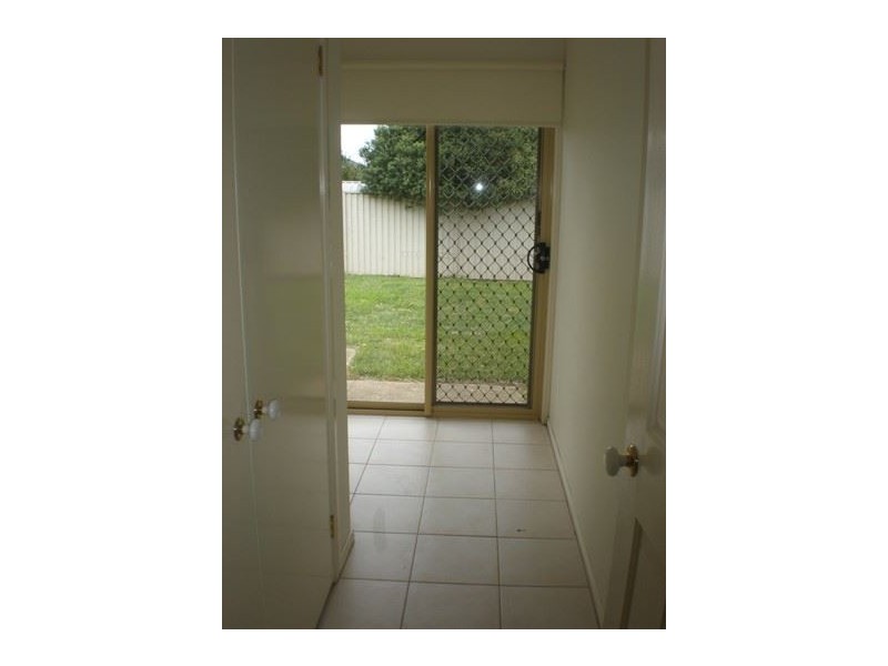 21 Stonehill Circuit, Cranbourne East VIC 3977