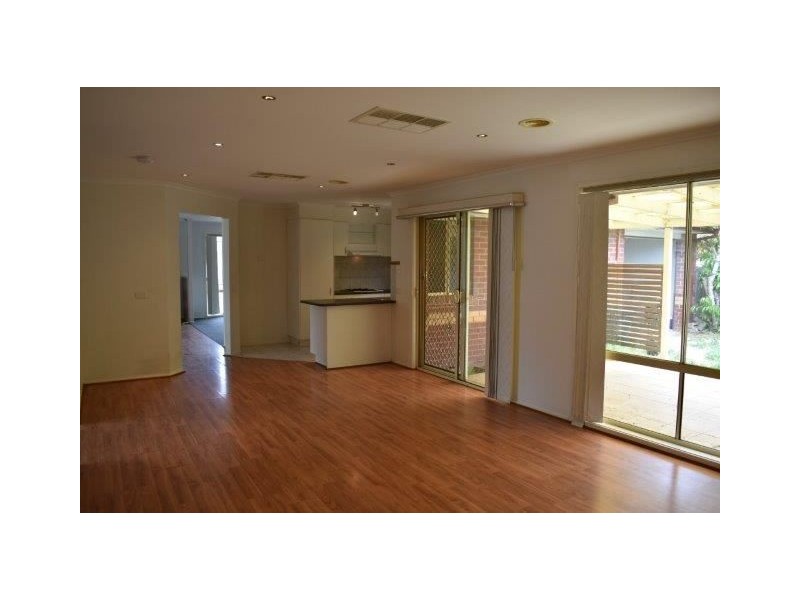 18 Domain Drive, Berwick VIC 3806