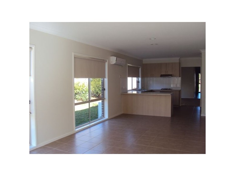 76 Wurundjeri Boulevard, Berwick VIC 3806