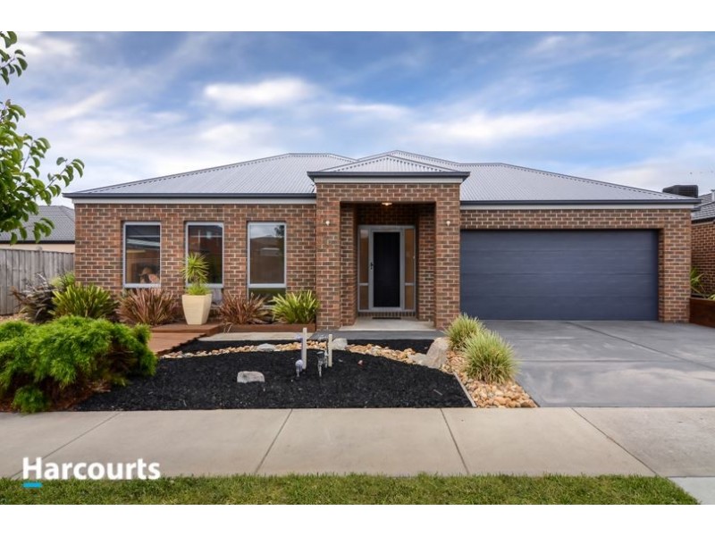 36 Beechtree Way, Cranbourne North VIC 3977