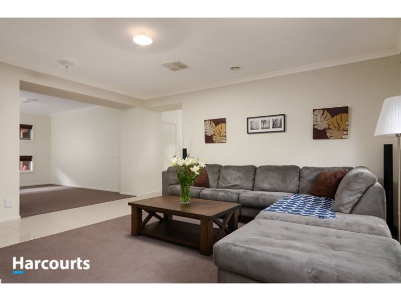 36 Beechtree Way, Cranbourne North VIC 3977