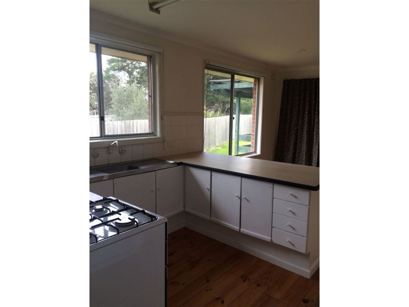 26 Fountain Drive, Narre Warren VIC 3805