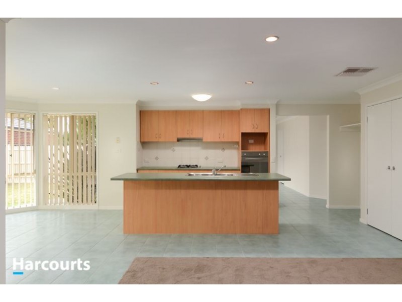 28 Jamieson Way, Berwick VIC 3806