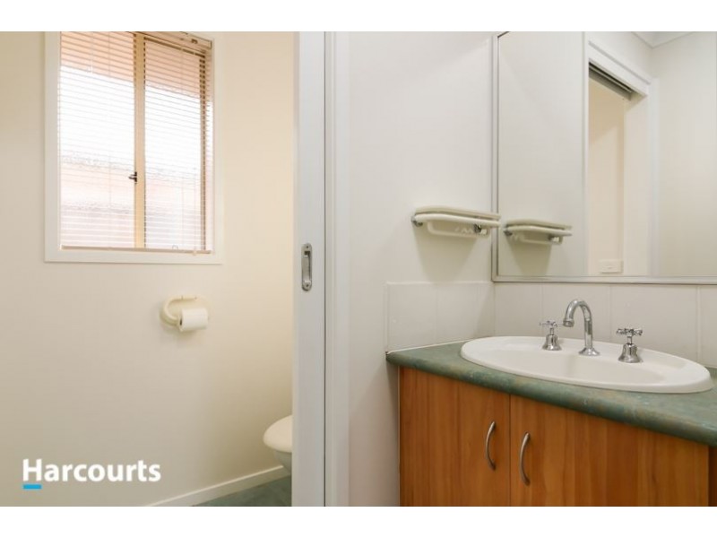 28 Jamieson Way, Berwick VIC 3806